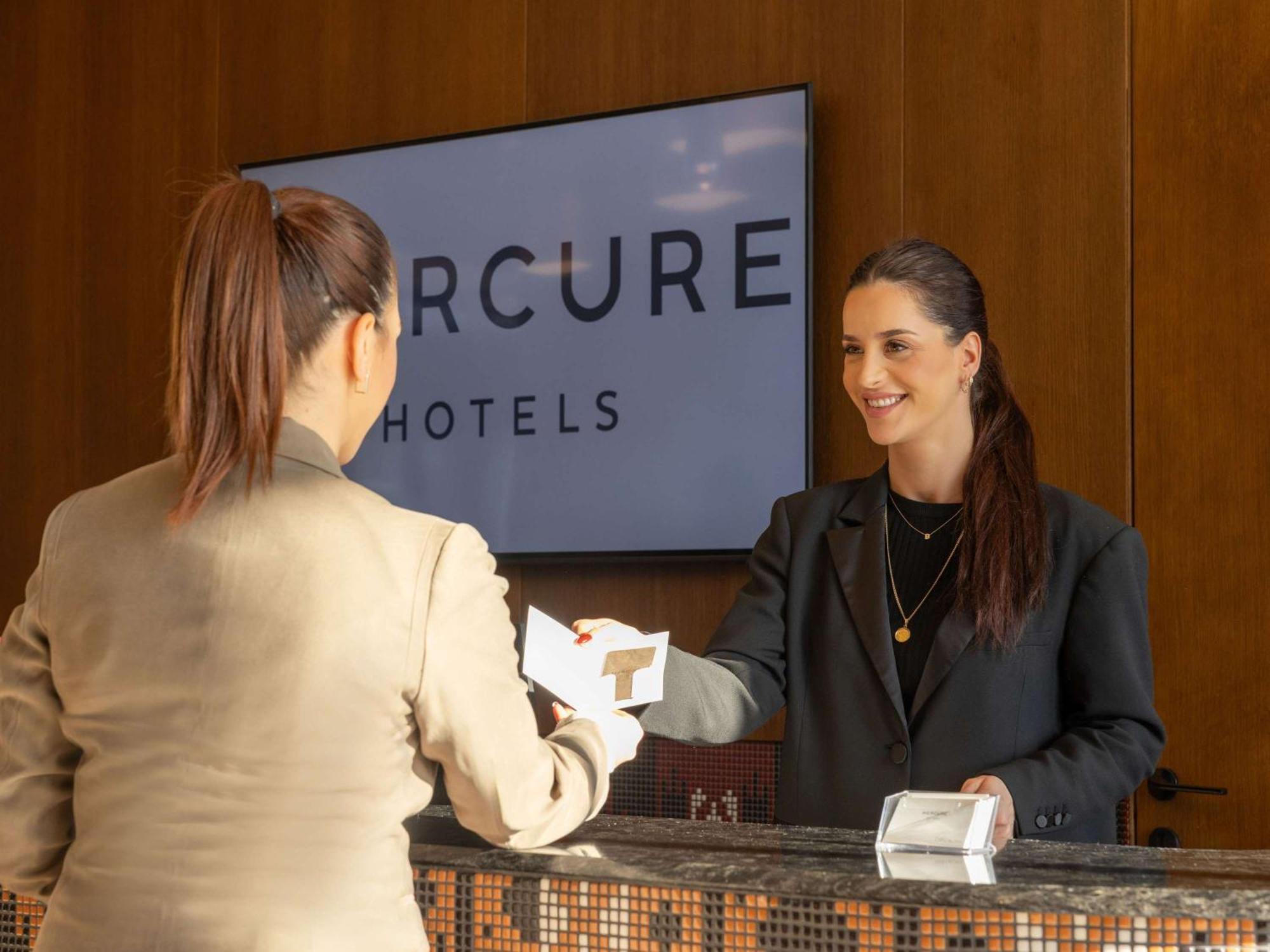 Mercure Prishtina City Pristina Exterior photo