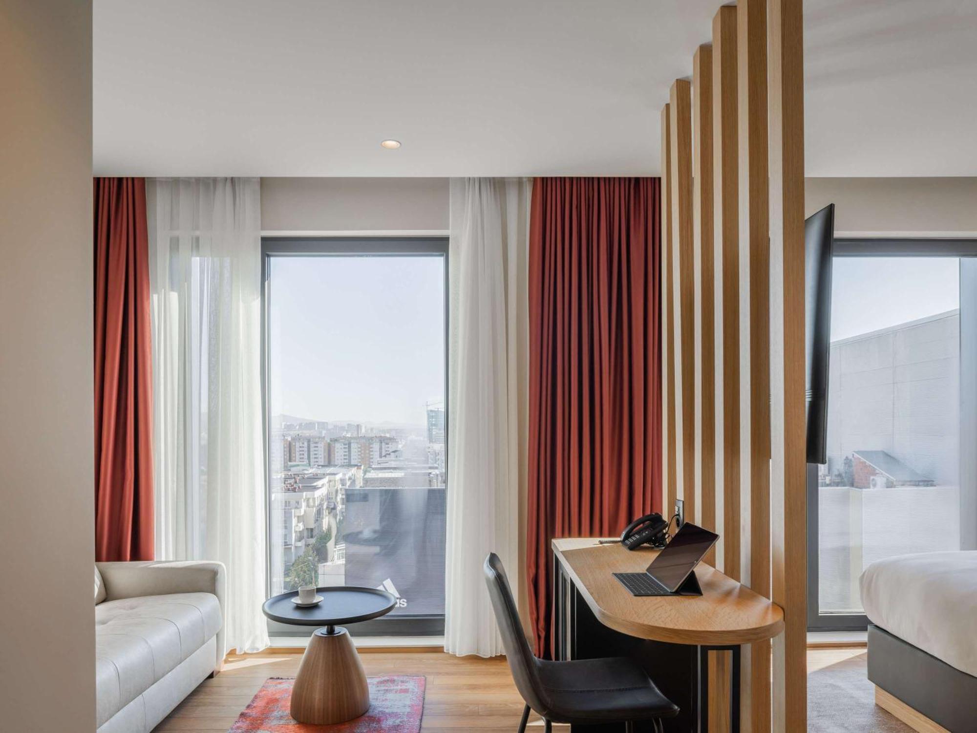 Mercure Prishtina City Pristina Exterior photo