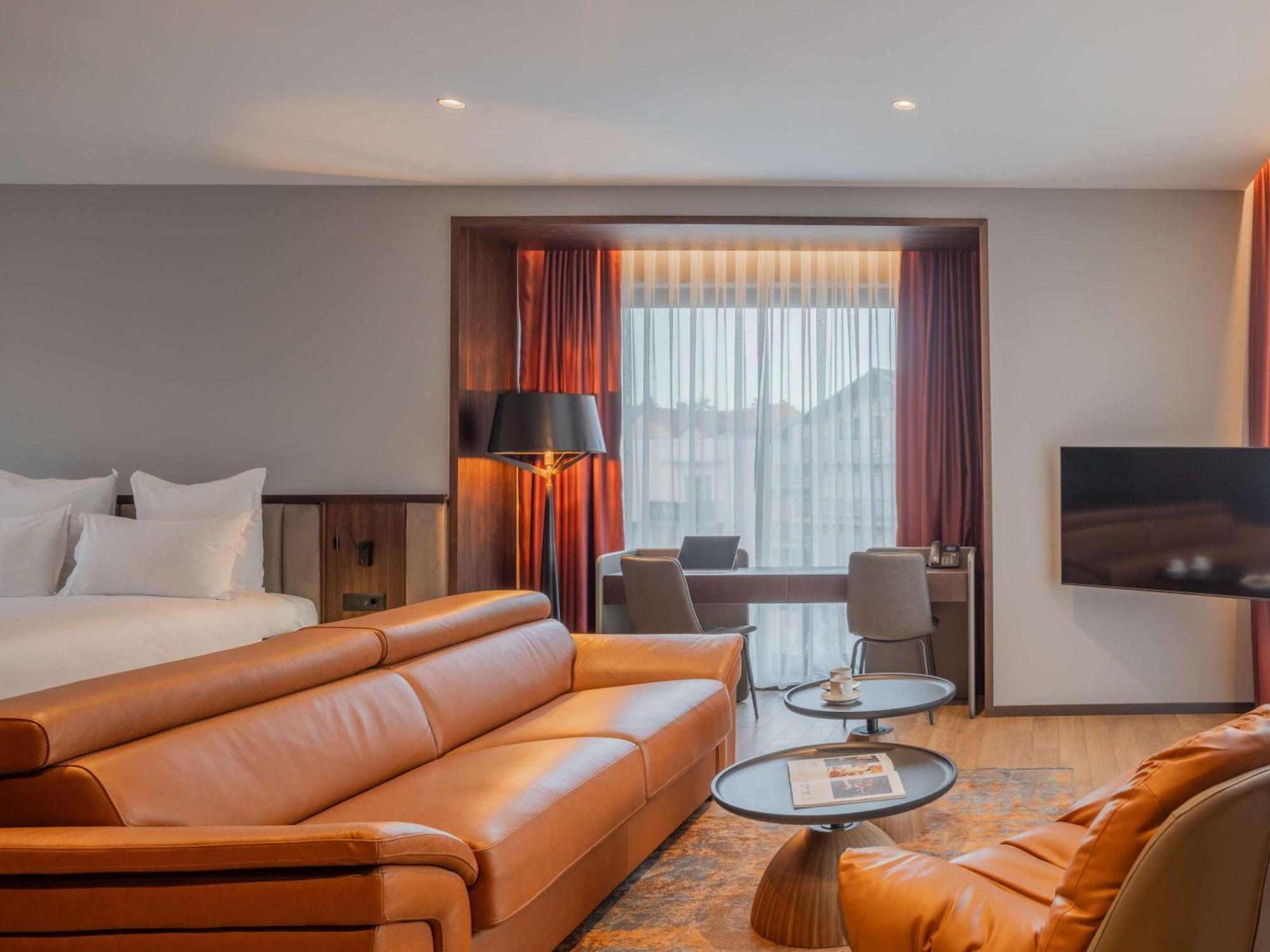 Mercure Prishtina City Pristina Exterior photo